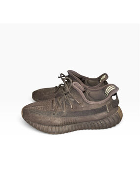 Adidas Yeezy Boost 350 V2 Sneakers Black and Brown Size 9 Beaters